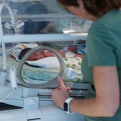 Symptom-Triggered Treatment for Neonatal Withdrawal Syndrome Benefits Babies